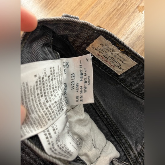 Levi’s 501 - Picture 3 of 4